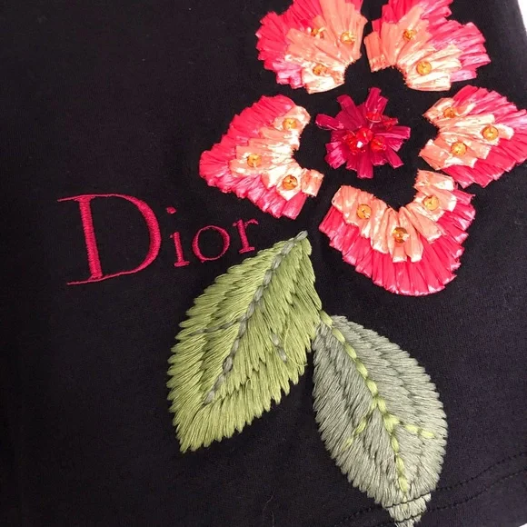 DIOR 💯 T-shirt with flower appliqué sz S-M - Picture 2 of 8